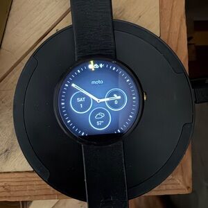 Moto 360 watch